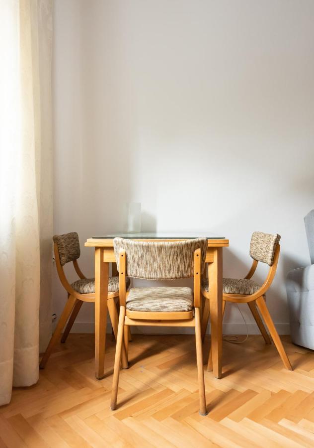 Plac Zbawiciela 3-Bedroom Apartment Warsaw Ngoại thất bức ảnh